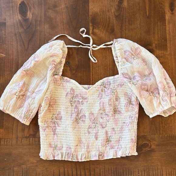 H&M Floral Smocked Puff Sleeve Cropped Top - Picture 2 of 4